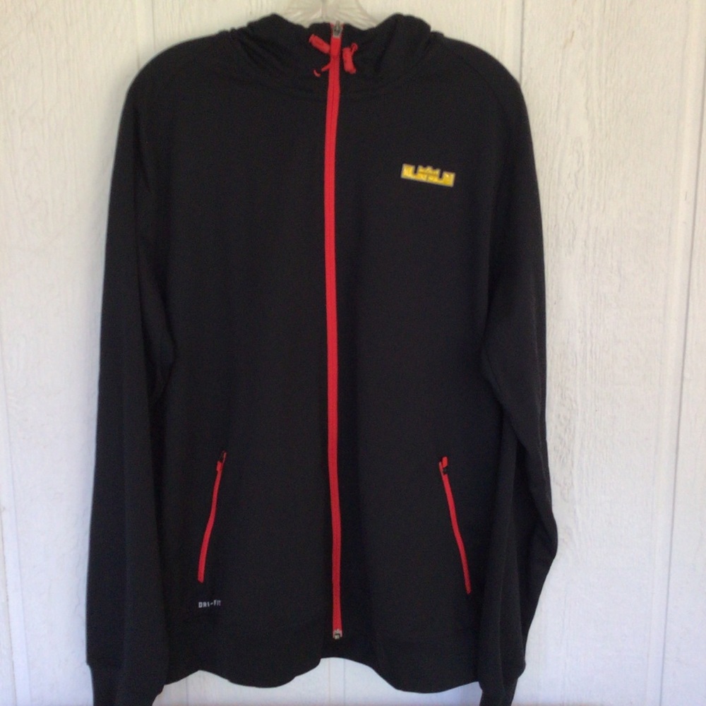 NIKE LEBRON JAMES BLACK ZIP UP HOODIE XL